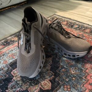 Cloud master running shoes